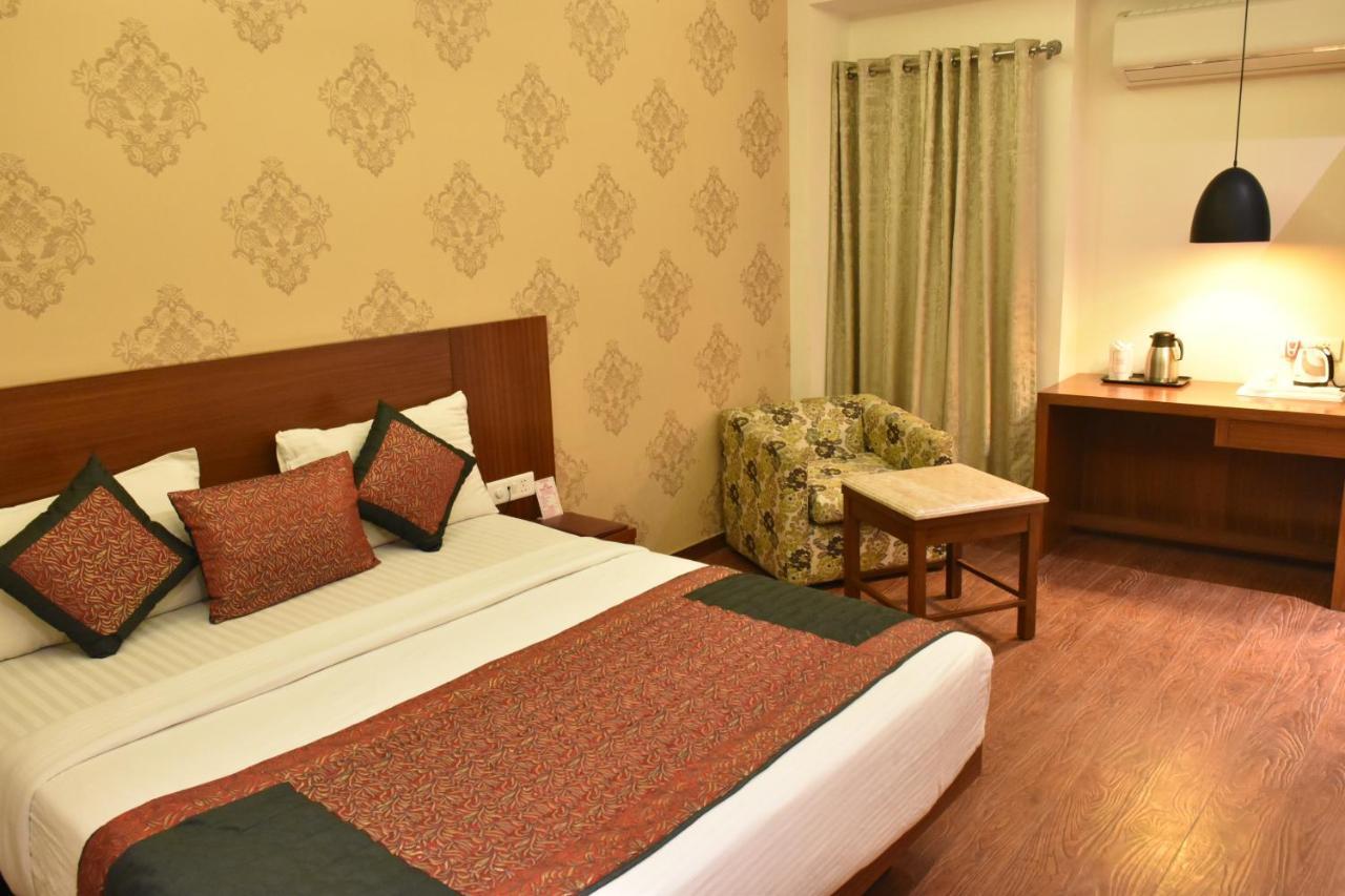 Hotel Lohias Delhi Airport Нью-Делі Екстер'єр фото